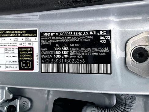 Certified 2024 Mercedes-Benz GLE 450 4MATIC image 30