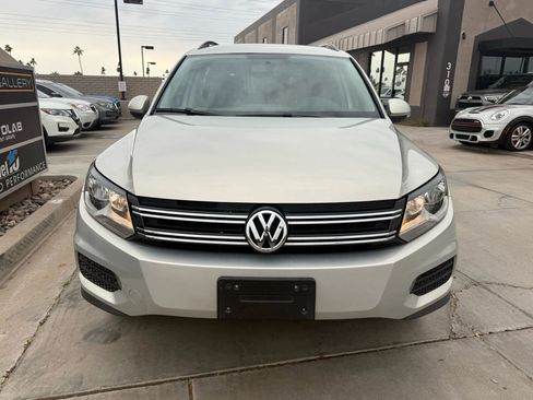Used 2015 Volkswagen Tiguan S image 5