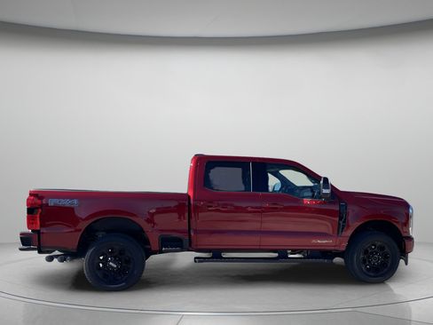 New 2026 Ford F250 Lariat w/ Black Appearance Package AWD/4WD image 2