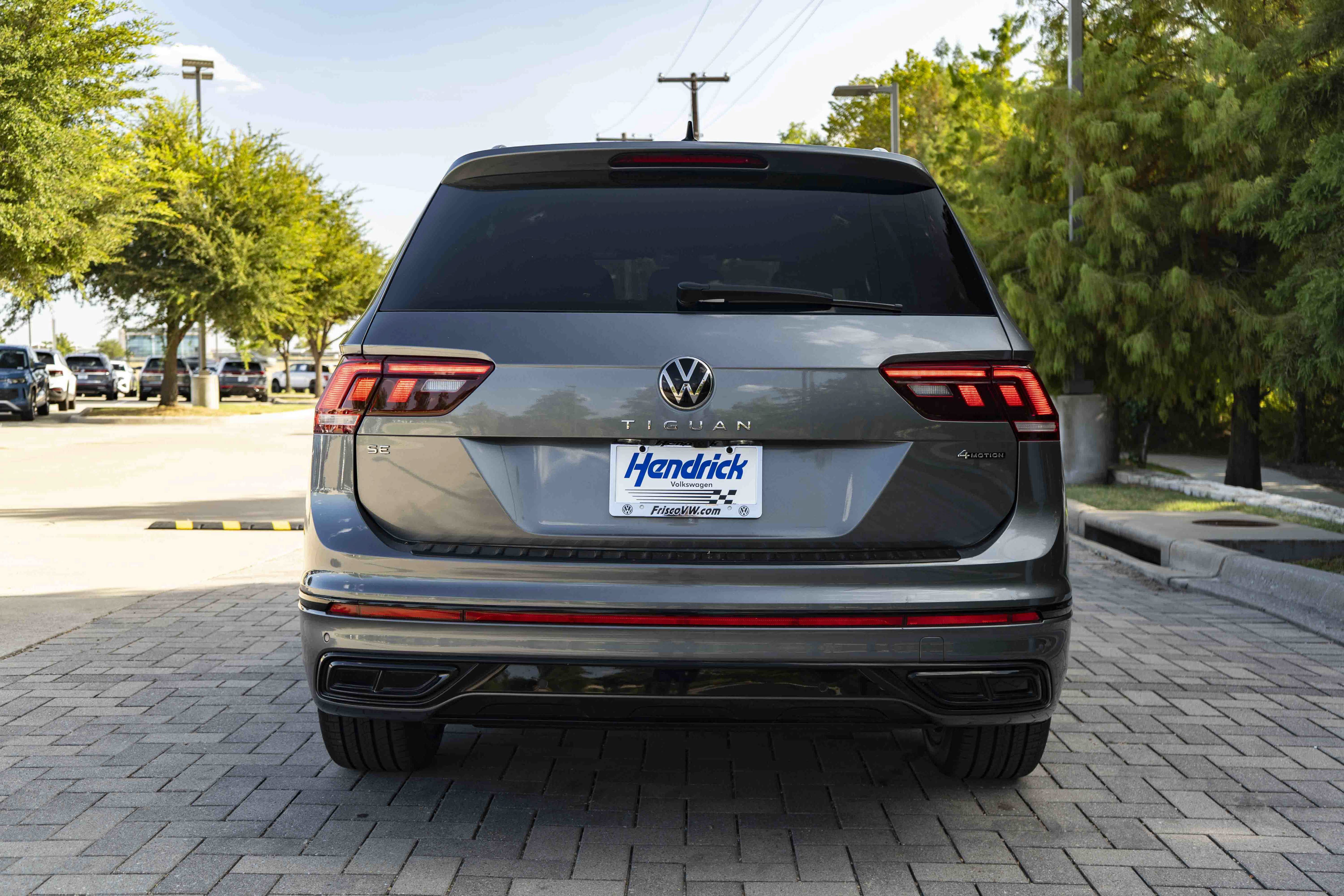 Certified 2024 Volkswagen Tiguan SE R-Line AWD/4WD image 7