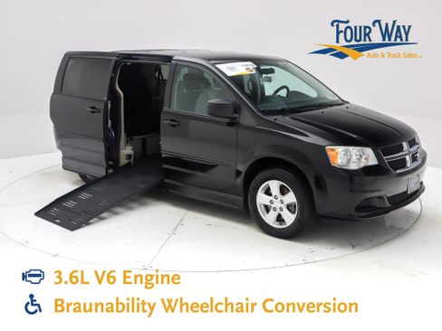 Used 2013 Dodge Grand Caravan SE FWD image 1