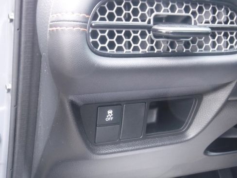 Used 2023 Honda HR-V Sport image 13