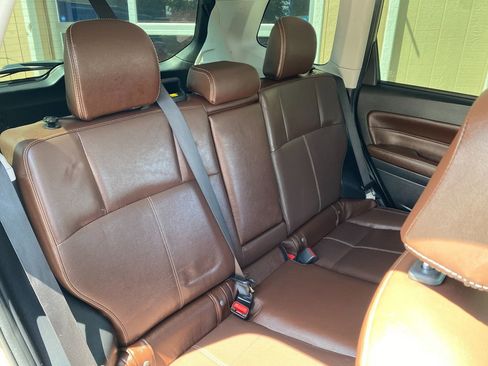 Used 2018 Subaru Forester 2.5i Touring w/ Popular Package #3B AWD/4WD image 15