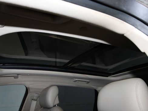 Used 2020 Lincoln Nautilus Reserve w/ Equipment Group 201A image 23