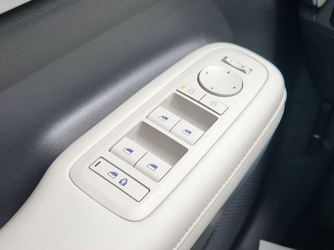 Certified 2025 Hyundai Santa Fe SEL image 22