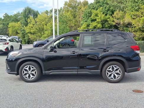 Certified 2023 Subaru Forester Premium AWD/4WD image 7