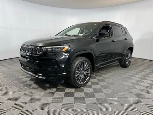 Used 2023 Jeep Compass High Altitude w/ Driver Assist Group I image 3