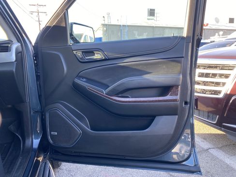 Used 2019 GMC Yukon XL SLT w/ Open Road Package image 33