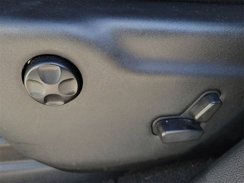 Used 2024 Dodge Durango GT image 20