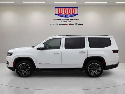Used 2022 Jeep Wagoneer Series III AWD/4WD image 6
