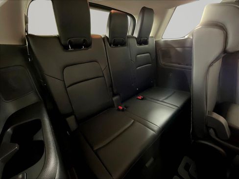 Used 2024 Nissan Pathfinder Platinum w/ Cargo Package AWD/4WD image 26