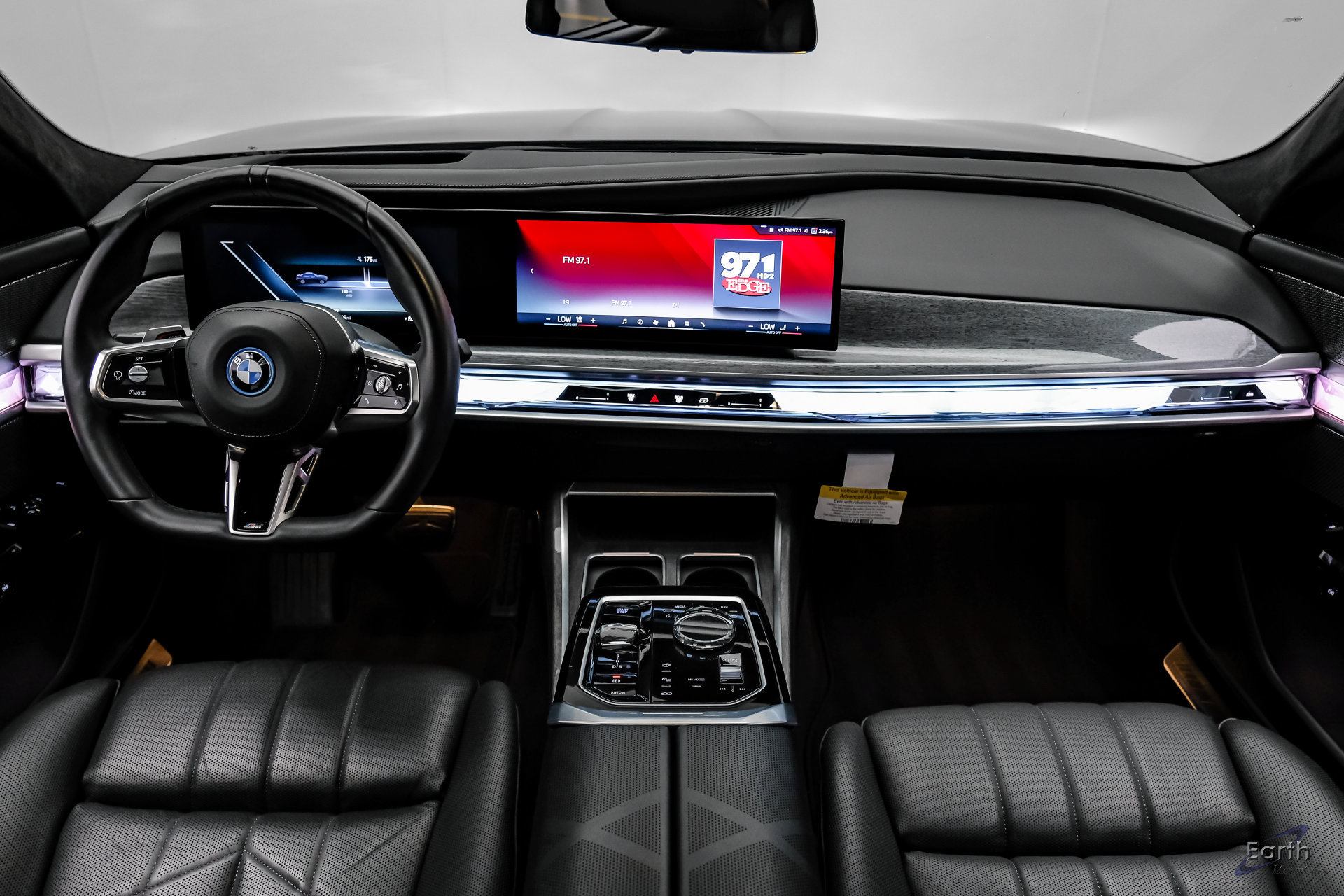 Used 2025 BMW i7 xDrive60 w/ Executive Package AWD/4WD image 33