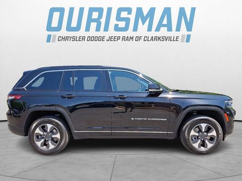 Used 2024 Jeep Grand Cherokee Limited 4xe w/ Luxury Tech Group II AWD/4WD image 7