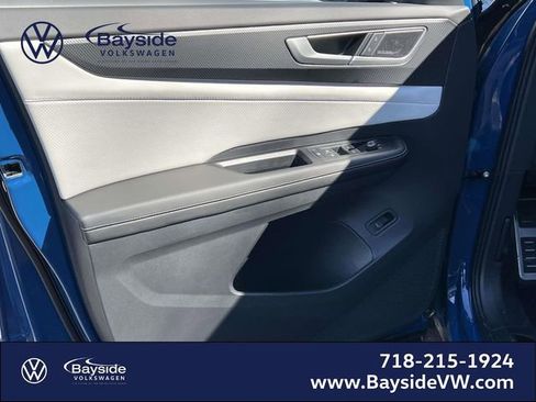 New 2026 Volkswagen Atlas Cross Sport SEL Premium R-Line image 17