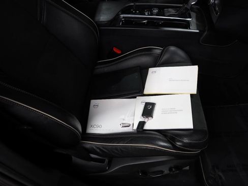 Used 2019 Volvo XC90 T6 R-Design w/ Protection Package Premier AWD/4WD image 27