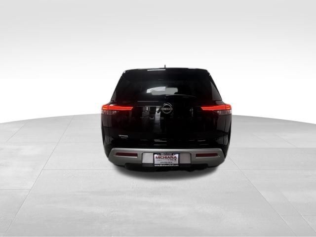 Used 2025 Nissan Pathfinder SL w/ SL Premium Package AWD/4WD image 8