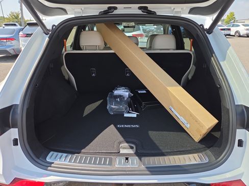 New 2026 Genesis GV70 3.5T Sport Prestige image 8