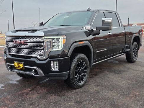 Used 2023 GMC Sierra 2500 Denali w/ Denali Black Diamond Edition image 8