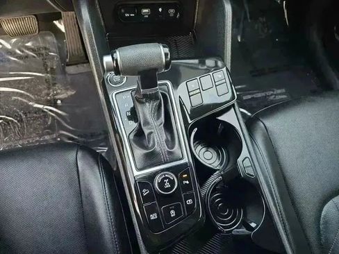 Used 2023 Kia Sportage X-Line w/ X-Line Premium Package image 16