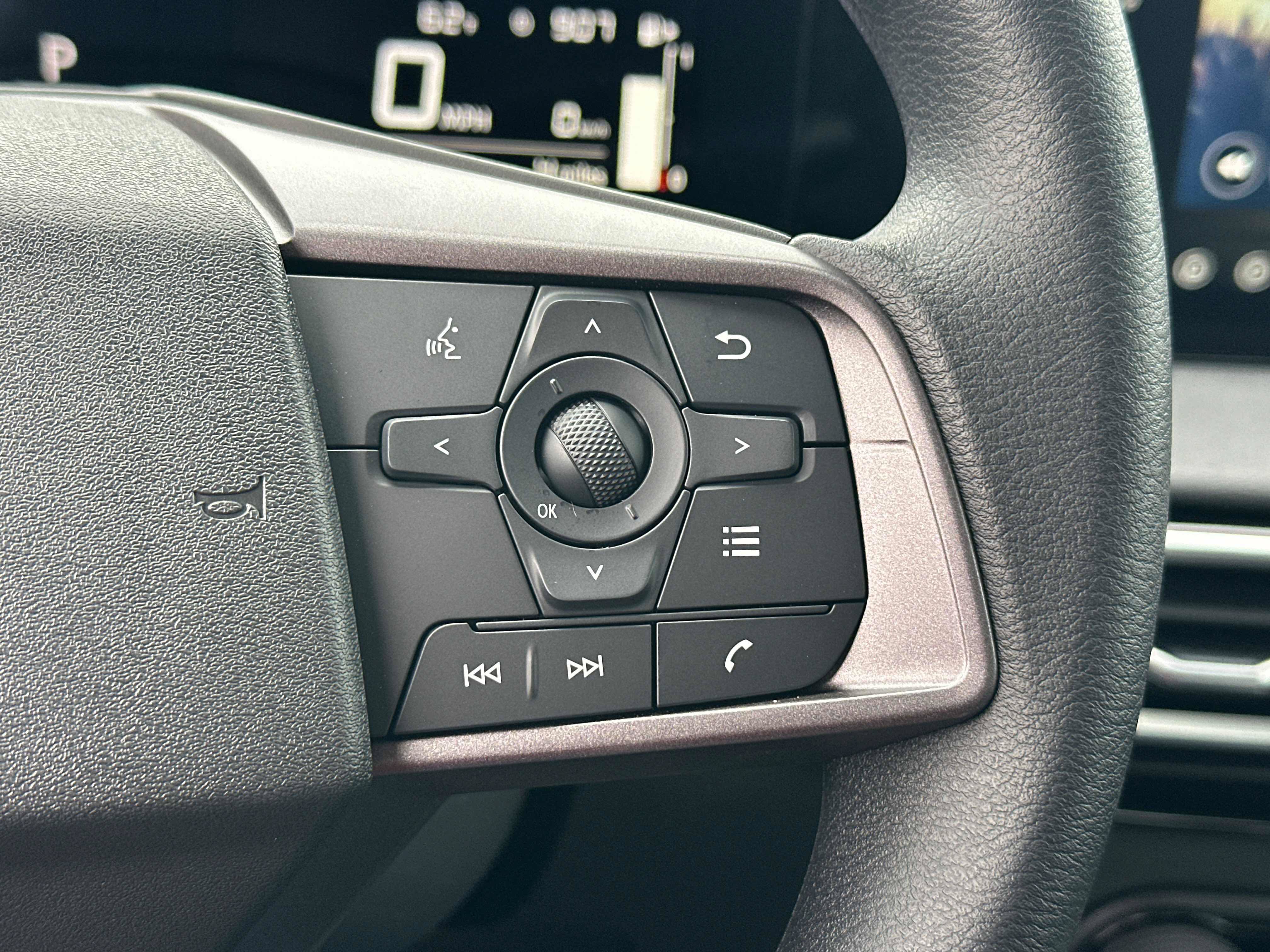New 2027 Nissan Sentra S w/ Floor Mat Package FWD image 39