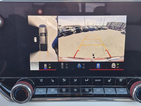 Used 2024 GMC Canyon AT4X image 30