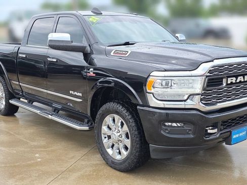 Used 2021 RAM 2500 Limited w/ Body Color Bumper Group AWD/4WD image 8