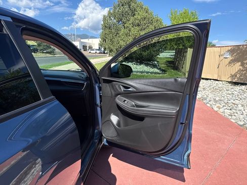 Used 2025 Buick Encore GX Preferred w/ Comfort Package AWD/4WD image 27
