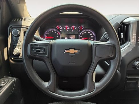 Used 2020 Chevrolet Silverado 1500 Custom w/ Custom Value Package AWD/4WD image 23