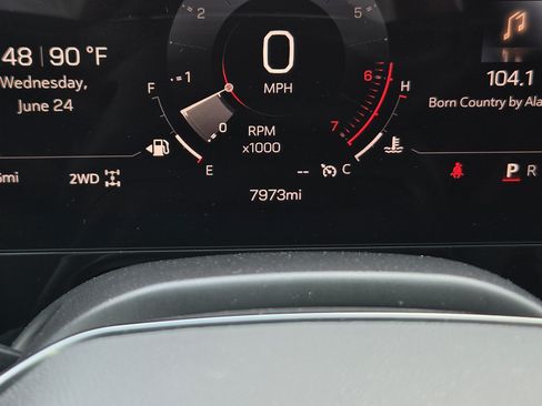 Used 2026 GMC Yukon XL AT4 w/ AT4 Premium Package AWD/4WD image 20