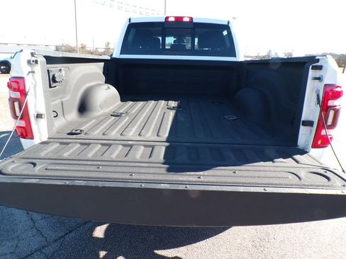 Used 2024 RAM 3500 Limited image 8