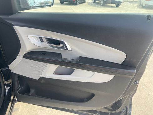 Used 2015 Chevrolet Equinox LT FWD image 18