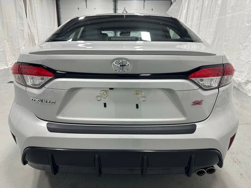 Used 2025 Toyota Corolla SE image 6