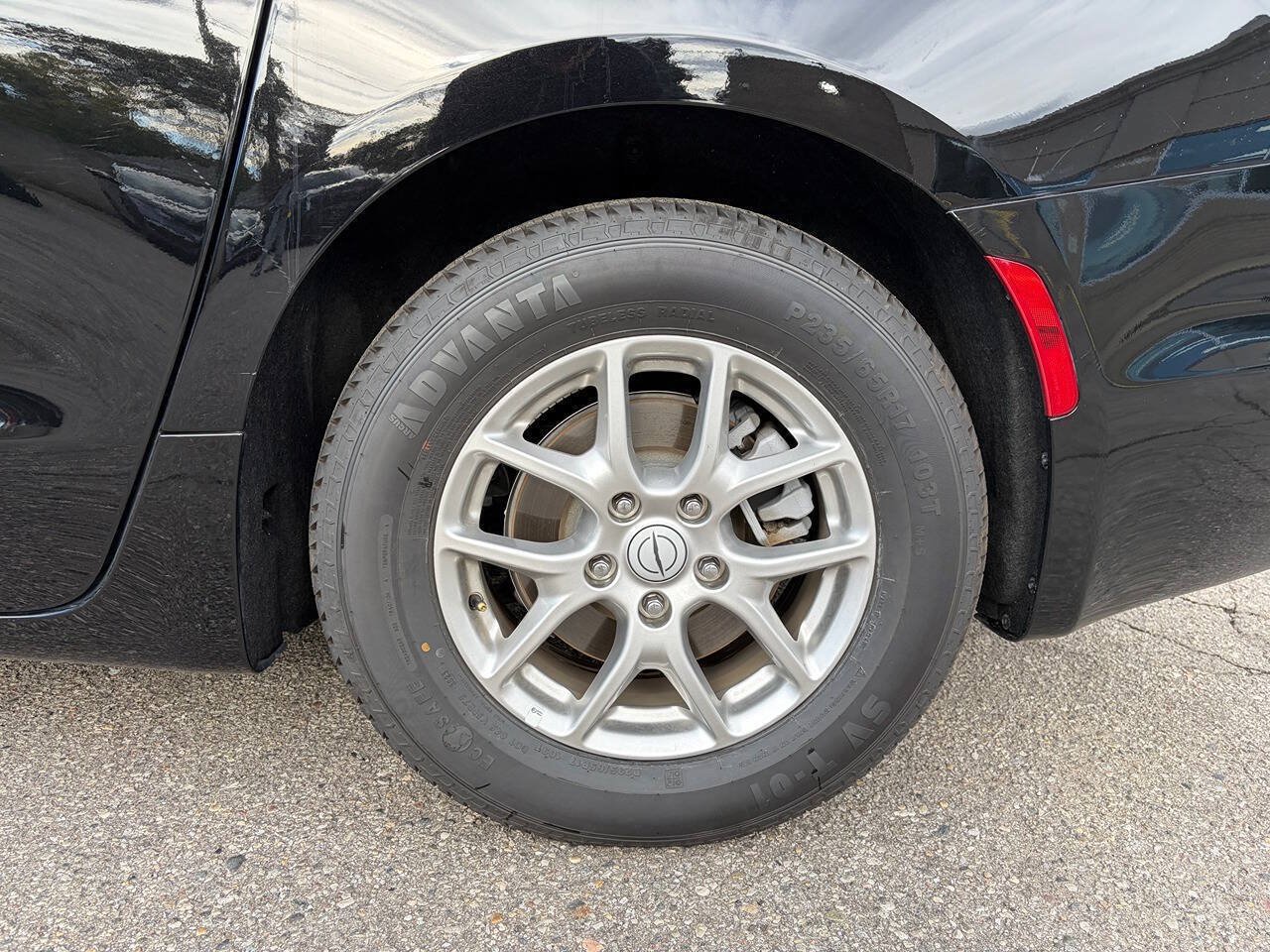 Used 2026 Chrysler Pacifica Select FWD image 9