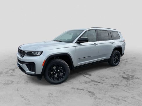 New 2026 Jeep Grand Cherokee L 4WD image 1