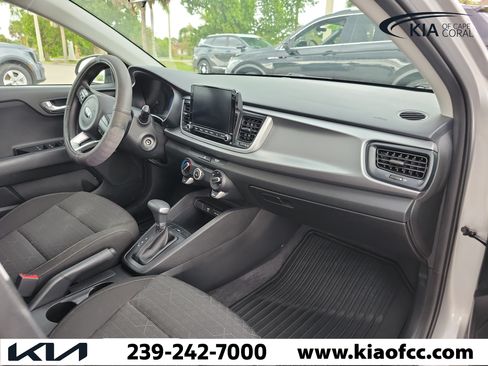 Used 2021 Kia Rio LX FWD image 7