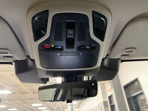 Used 2023 Subaru Outback Touring XT image 15