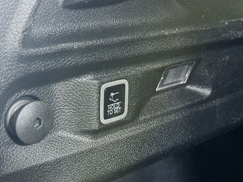 Used 2021 Jeep Grand Cherokee L Limited image 30