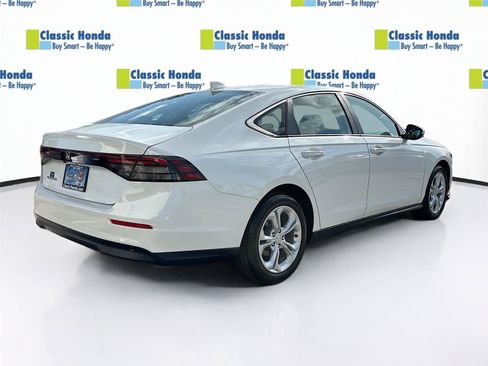 Certified 2025 Honda Accord LX image 8