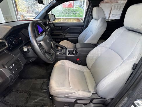 Used 2025 Toyota Tacoma SR5 image 19