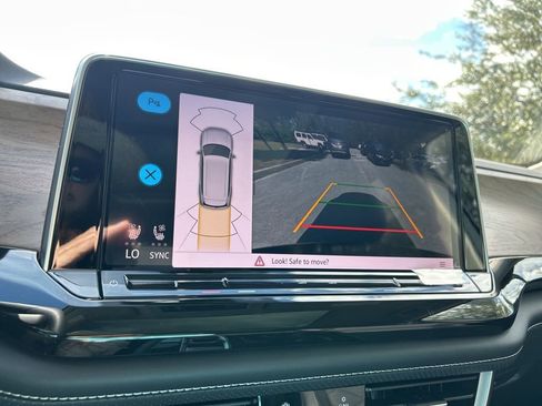 New 2026 Volkswagen Atlas SE FWD image 35