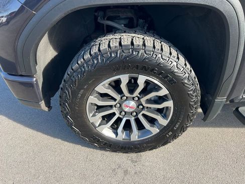 Used 2022 GMC Sierra 1500 AT4 AWD/4WD image 13