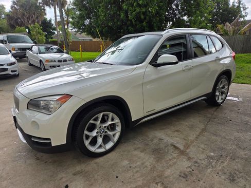 Used 2013 BMW X1 xDrive35i AWD/4WD image 3