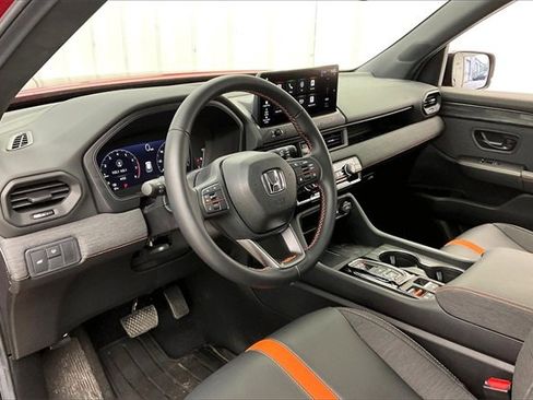 Certified 2026 Honda Passport TrailSport image 17