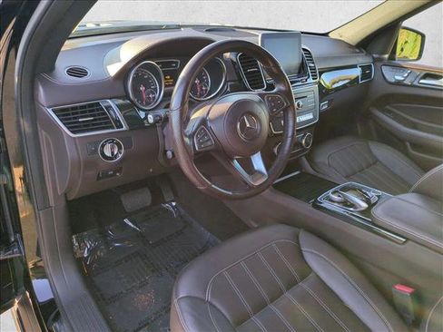 Used 2019 Mercedes-Benz GLS 450 4MATIC image 10