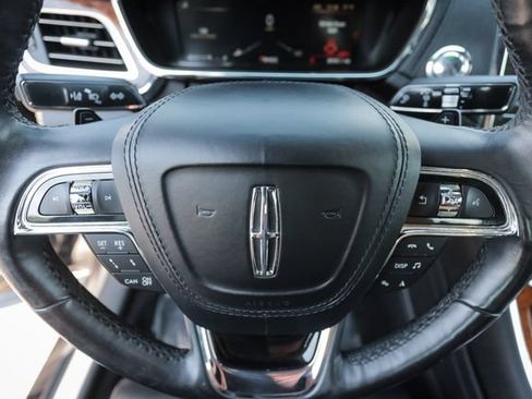 Used 2020 Lincoln Continental AWD w/ Premium Package image 42