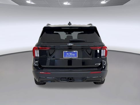 Certified 2025 Ford Explorer ST-Line w/ ST-Line Street Pack AWD/4WD image 10