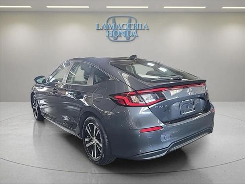 Used 2023 Honda Civic LX image 3