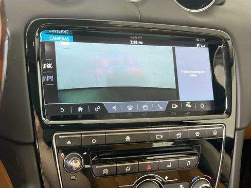 Used 2019 Jaguar XJ L Portfolio image 14