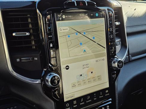 Used 2022 RAM 1500 Laramie image 22