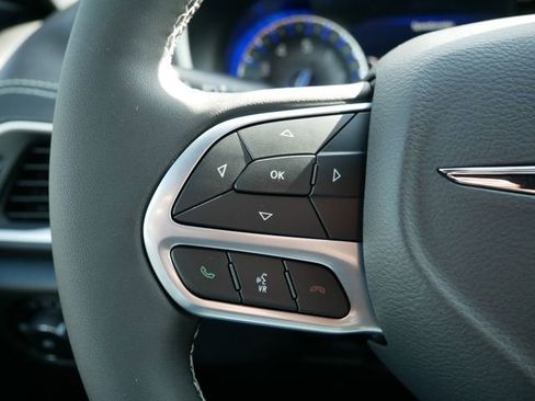 New 2026 Chrysler Pacifica Select image 20